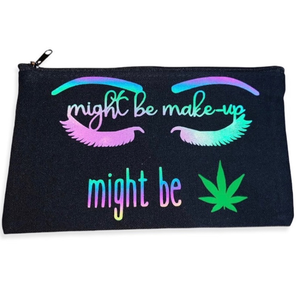 might be makeup, might be 🍃 stash/makeup bag